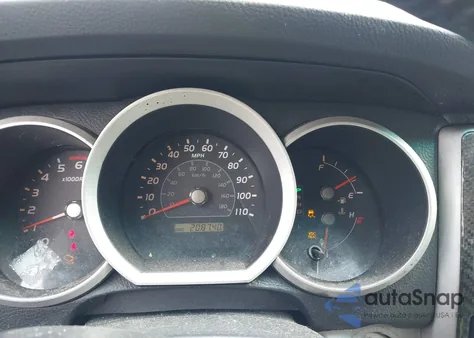 2006 Toyota 4Runner Sr5 V6 z USA, uszkodzony, nr VIN JTEZU14R768047932